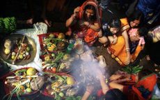 Article Image for Food Traditions That Nourish Women Around the World