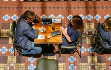 Article Image for Negotiation Strategies for Women in Any Room