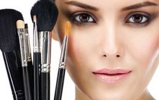 The World of High-Paying Makeup Artists Careers Salaries and Job Opportunities